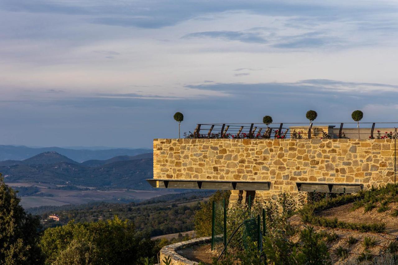 I Borghi Dell'eremo Farm stay *